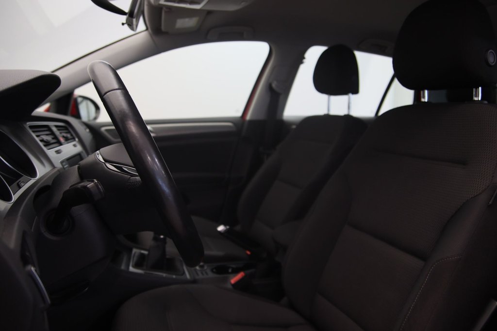 Volkswagen Golf  2017 à Baie-Comeau, Québec - 7 - w1024h768px