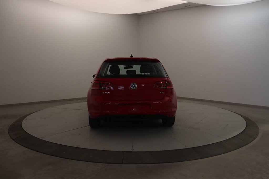 Volkswagen Golf  2017 à Baie-Comeau, Québec - 5 - w1024h768px