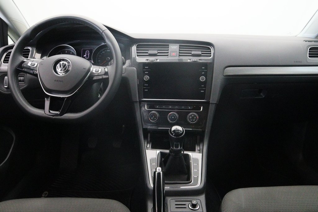 2021 Volkswagen Golf in Baie-Comeau, Quebec - 10 - w1024h768px
