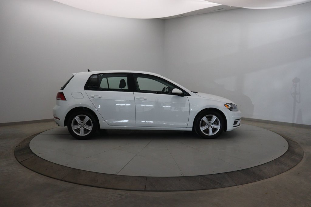 2021 Volkswagen Golf in Baie-Comeau, Quebec - 3 - w1024h768px
