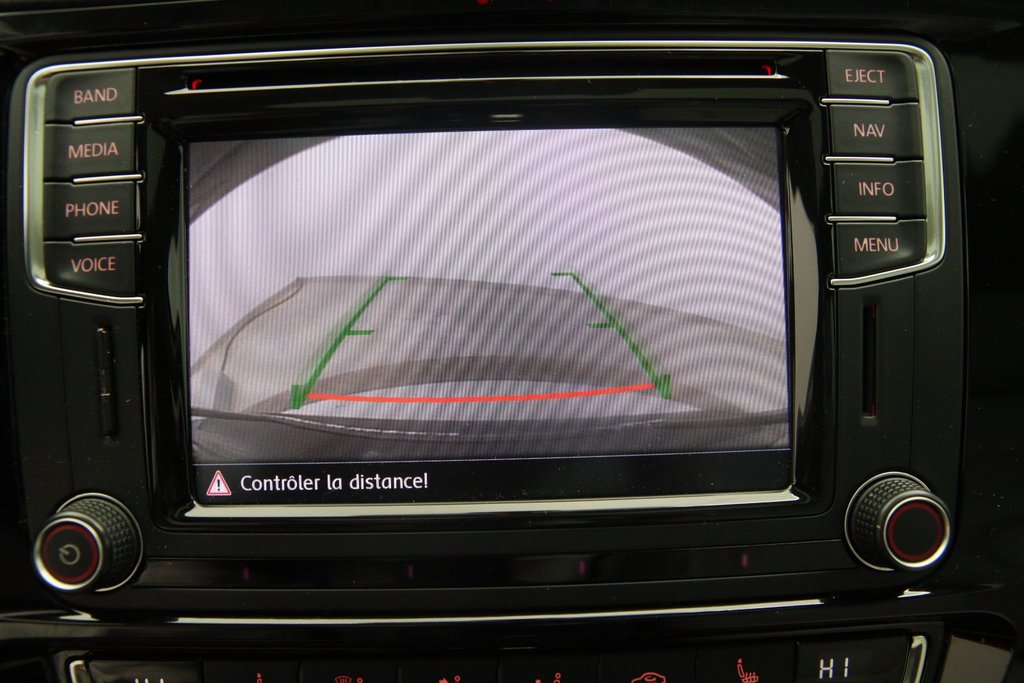 Volkswagen Jetta Sedan  2016 à Jonquière, Québec - 13 - w1024h768px