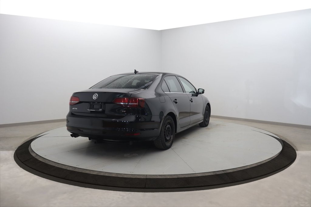 Volkswagen Jetta Sedan  2016 à Jonquière, Québec - 4 - w1024h768px