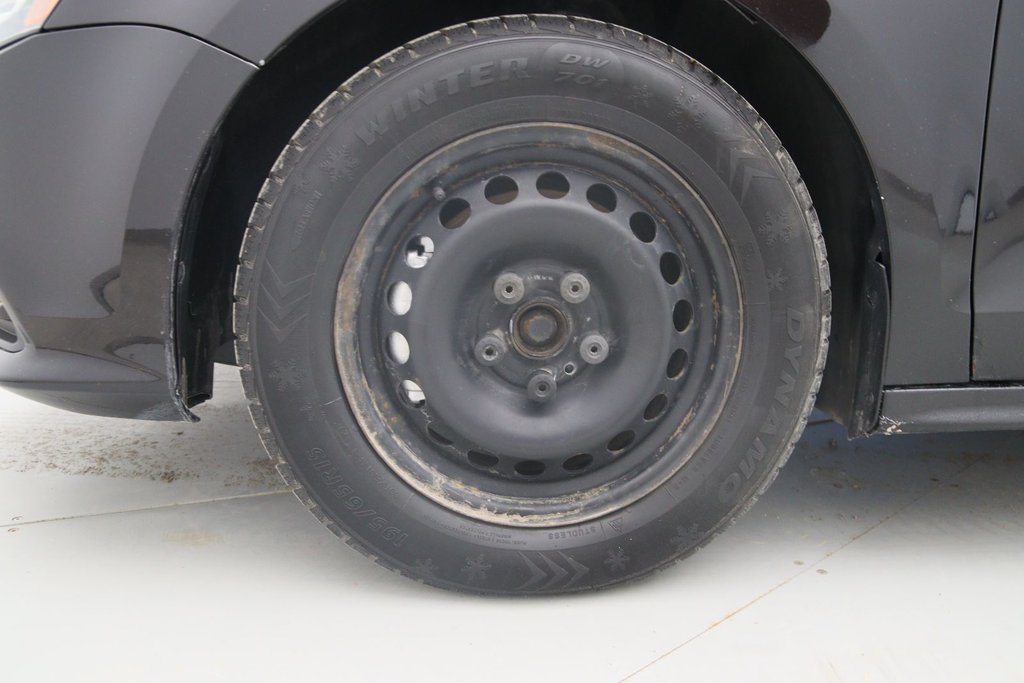 Volkswagen Jetta Sedan  2016 à Jonquière, Québec - 17 - w1024h768px