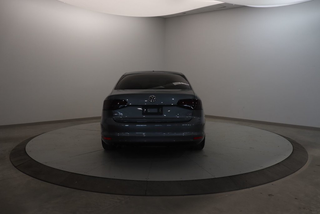 Volkswagen Jetta Sedan  2017 à Jonquière, Québec - 5 - w1024h768px