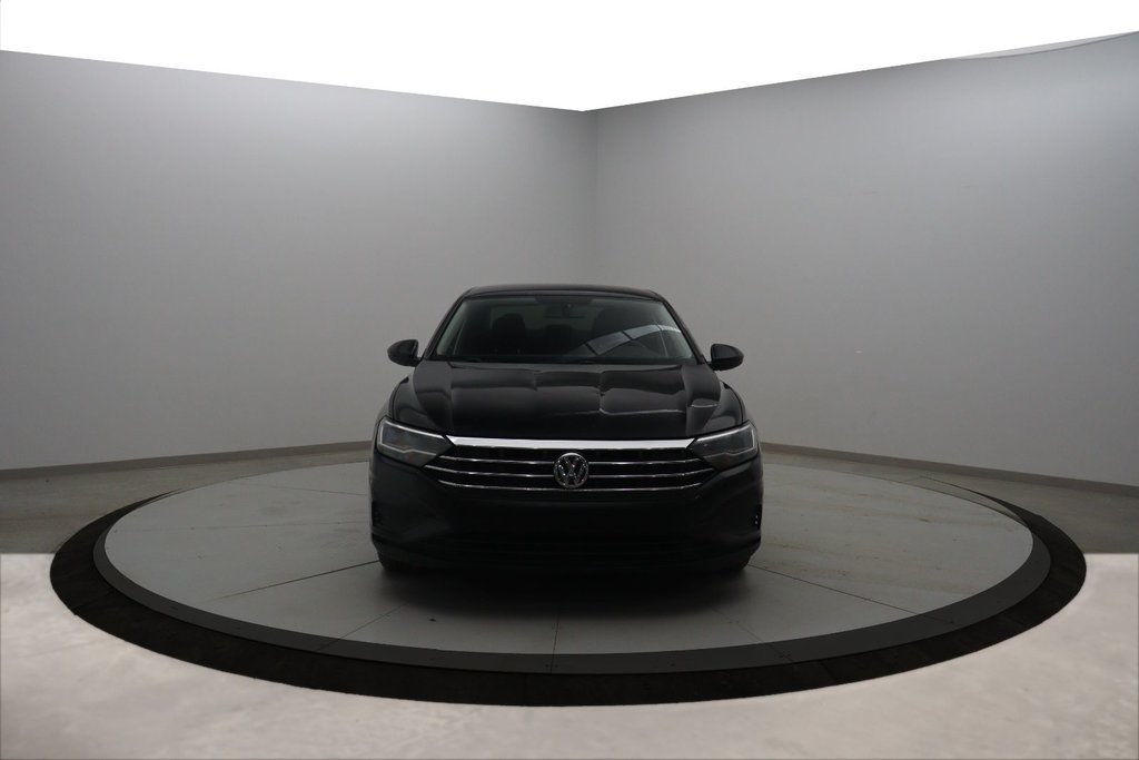 Volkswagen Jetta  2019 à Baie-Comeau, Québec - 2 - w1024h768px