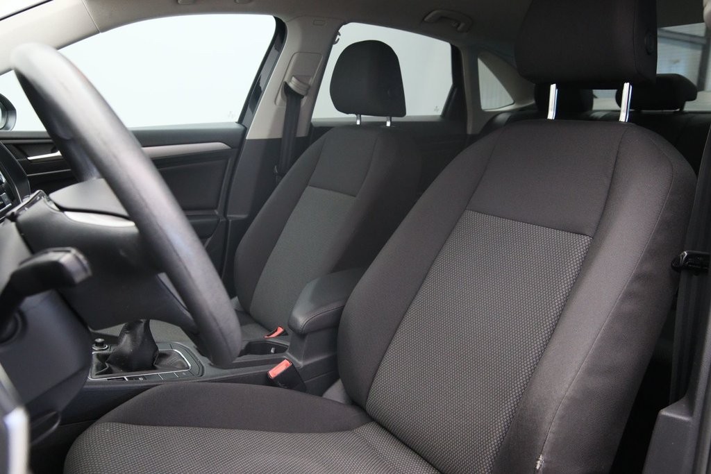 Volkswagen Jetta  2019 à Jonquière, Québec - 7 - w1024h768px