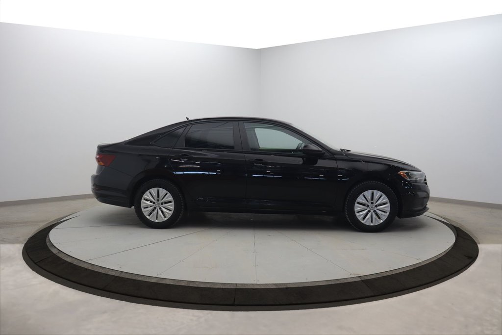 Volkswagen Jetta  2019 à Jonquière, Québec - 3 - w1024h768px