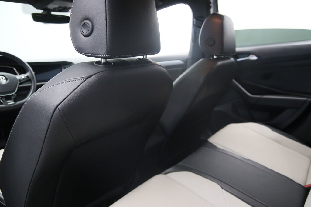 Volkswagen Jetta Highline 2019 à Jonquière, Québec - 10 - w1024h768px