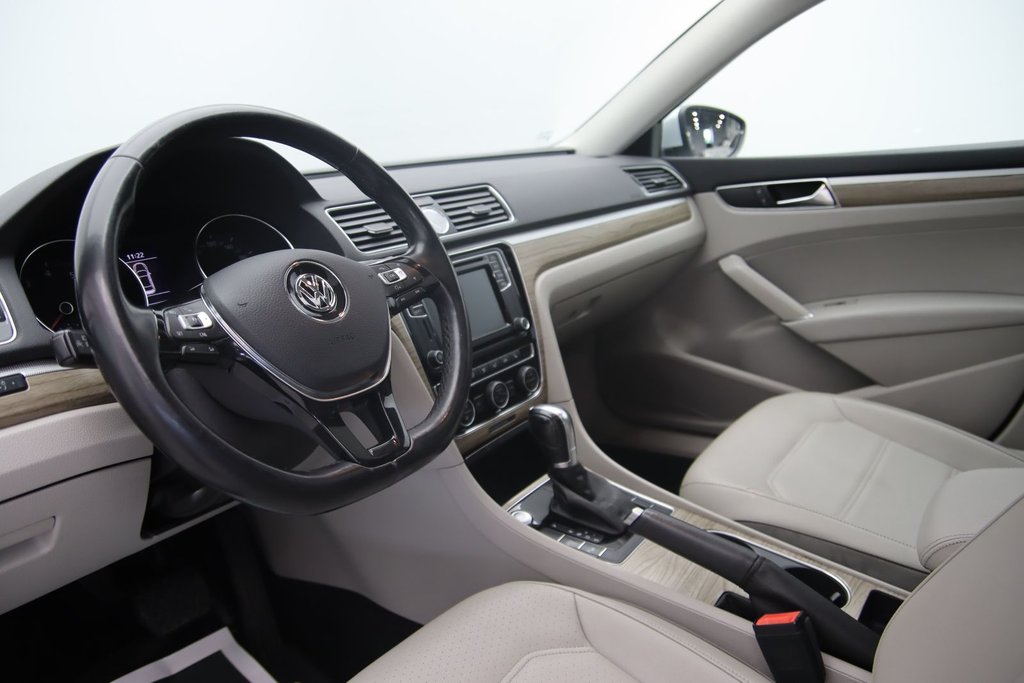 Volkswagen Passat  2017 à Sept-Îles, Québec - 6 - w1024h768px