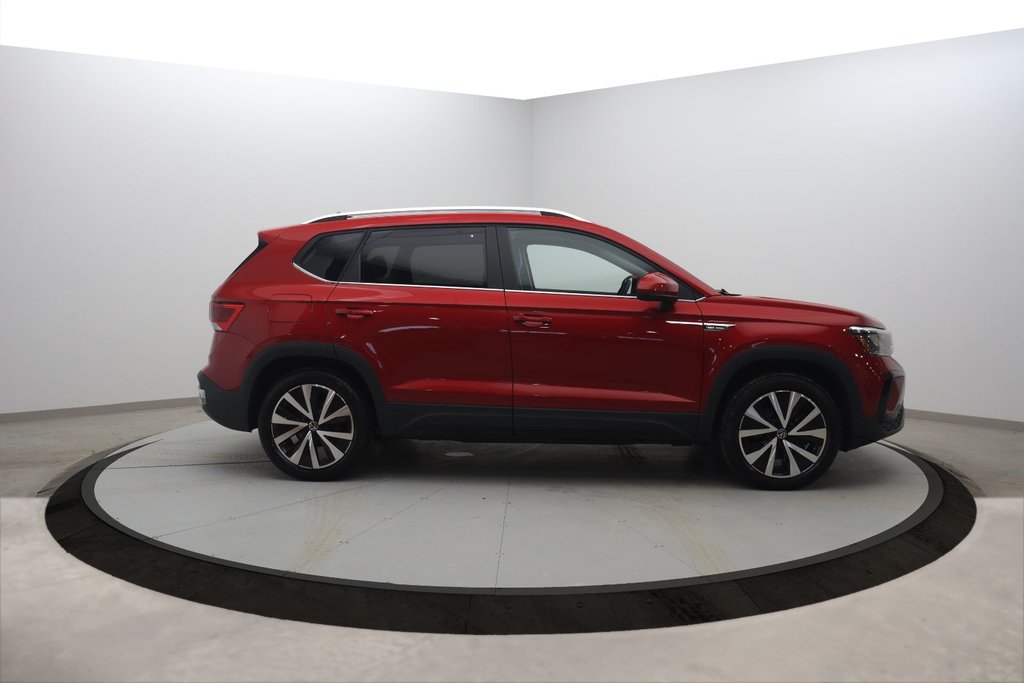 2023 Volkswagen Taos in Jonquière, Quebec - 3 - w1024h768px