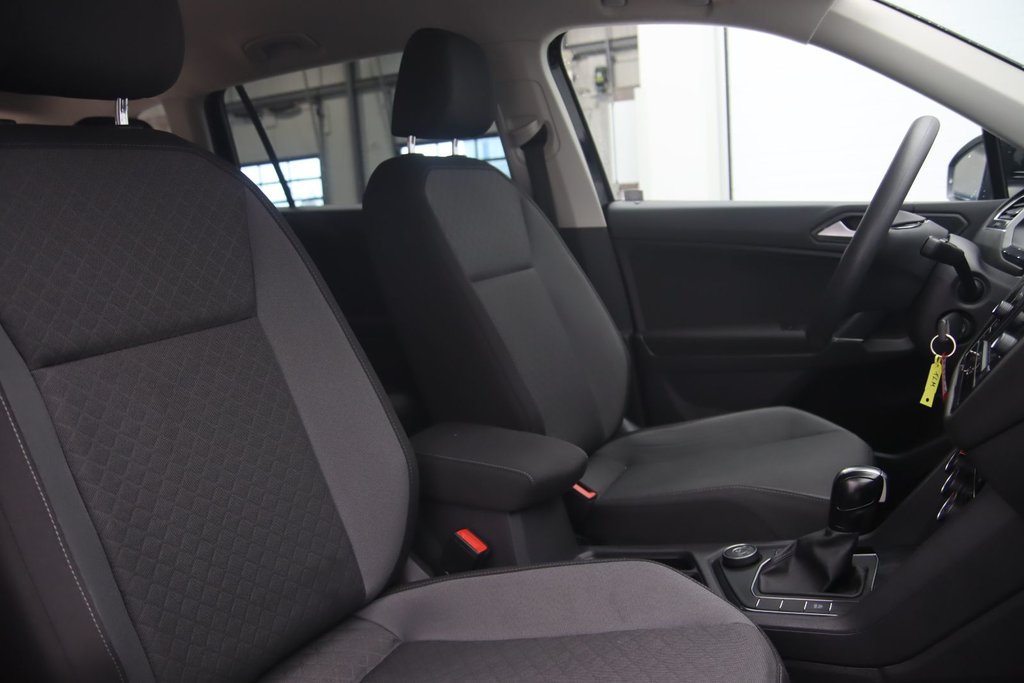 2020 Volkswagen Tiguan in Jonquière, Quebec - 15 - w1024h768px