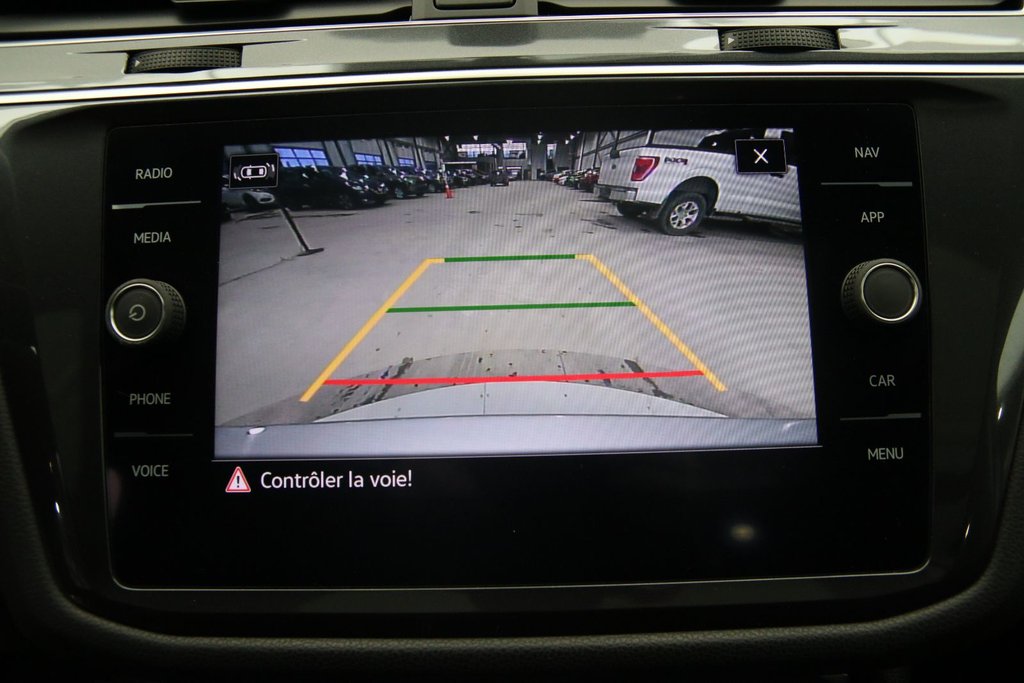 2021 Volkswagen Tiguan in Jonquière, Quebec - 15 - w1024h768px