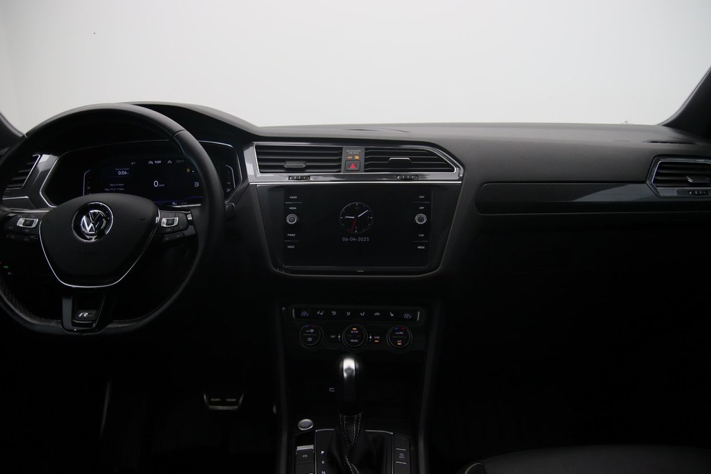 Volkswagen Tiguan  2021 à Jonquière, Québec - 11 - w1024h768px