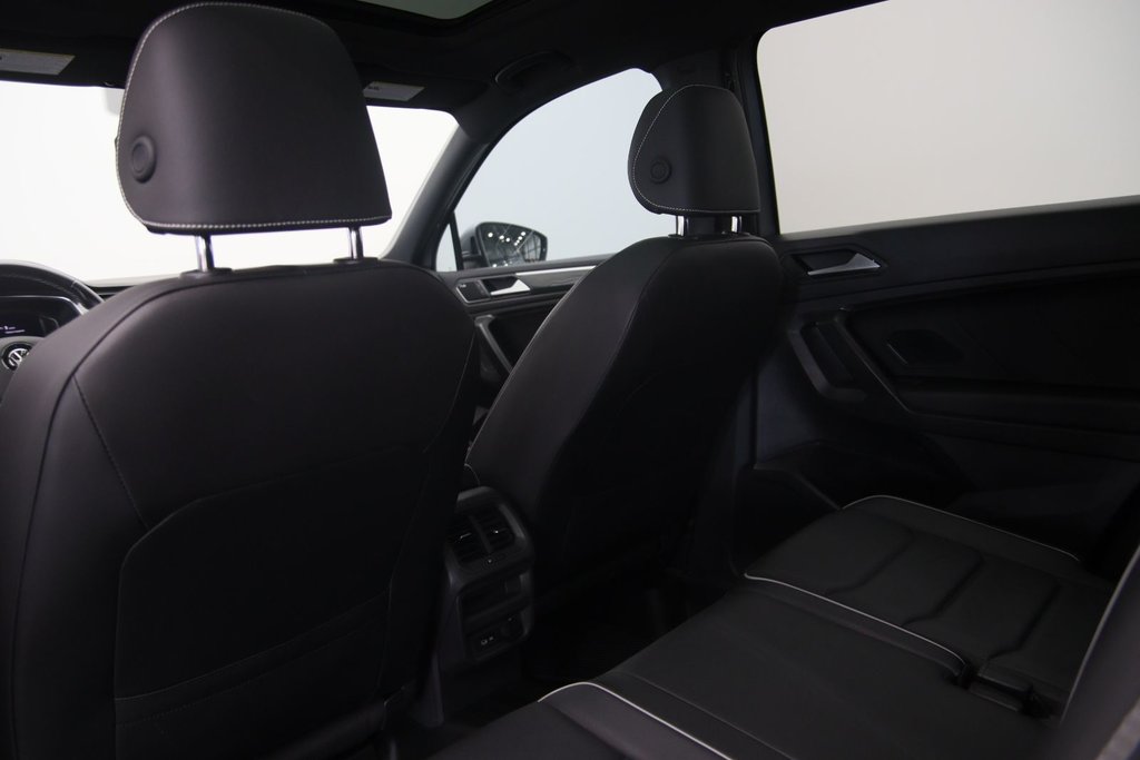 Volkswagen Tiguan  2021 à Jonquière, Québec - 9 - w1024h768px