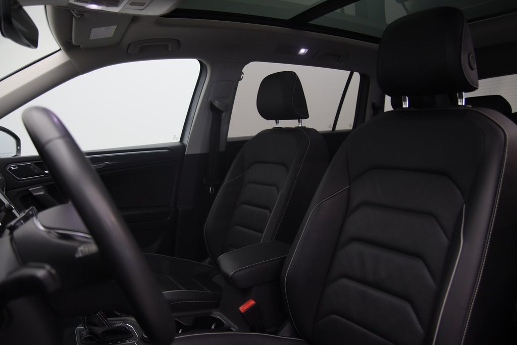 2021 Volkswagen Tiguan in Jonquière, Quebec - 7 - w1024h768px