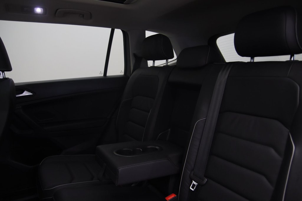 2021 Volkswagen Tiguan in Jonquière, Quebec - 10 - w1024h768px