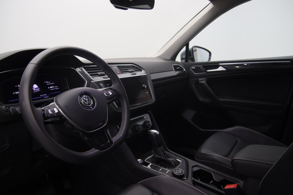 2021 Volkswagen Tiguan in Jonquière, Quebec - 6 - w1024h768px