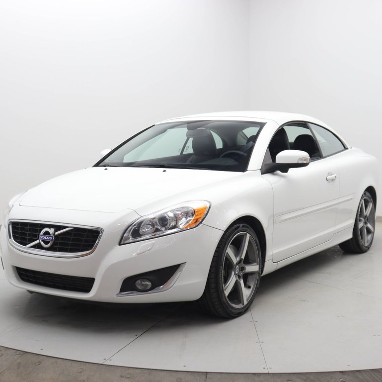 Volvo C70  2013 à Sept-Îles, Québec - 1 - w1024h768px
