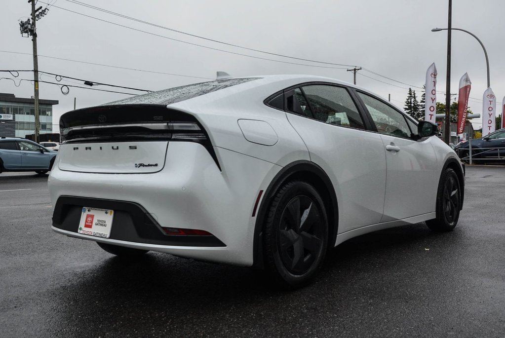 Toyota PRIUS PRIME SE 2024 à Gatineau, Québec - 8 - w1024h768px