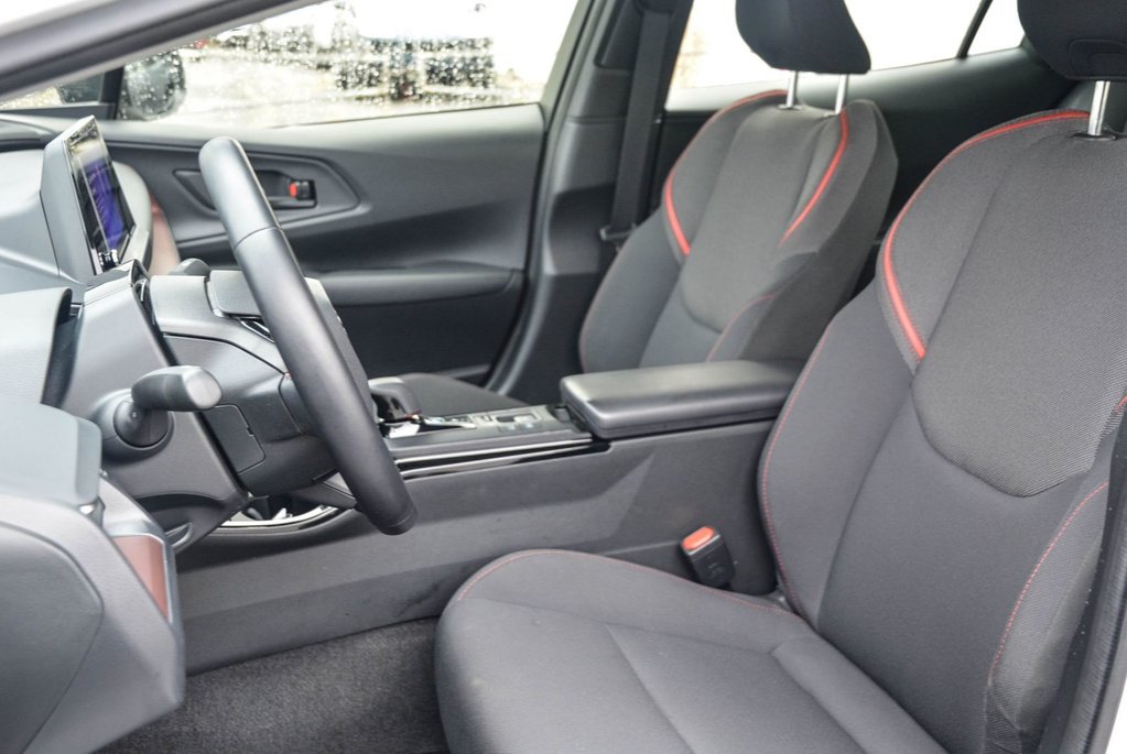 Toyota PRIUS PRIME SE 2024 à Gatineau, Québec - 30 - w1024h768px