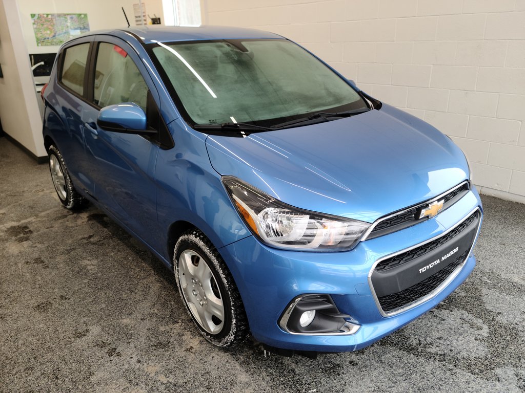 Chevrolet Spark LT 2016 à Magog, Québec - 1 - w1024h768px