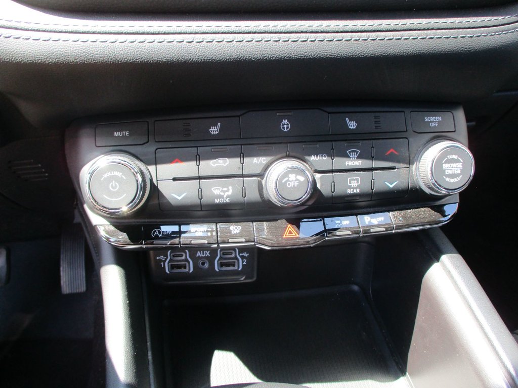 2022 Dodge Durango SXT in Magog, Quebec - 14 - w1024h768px