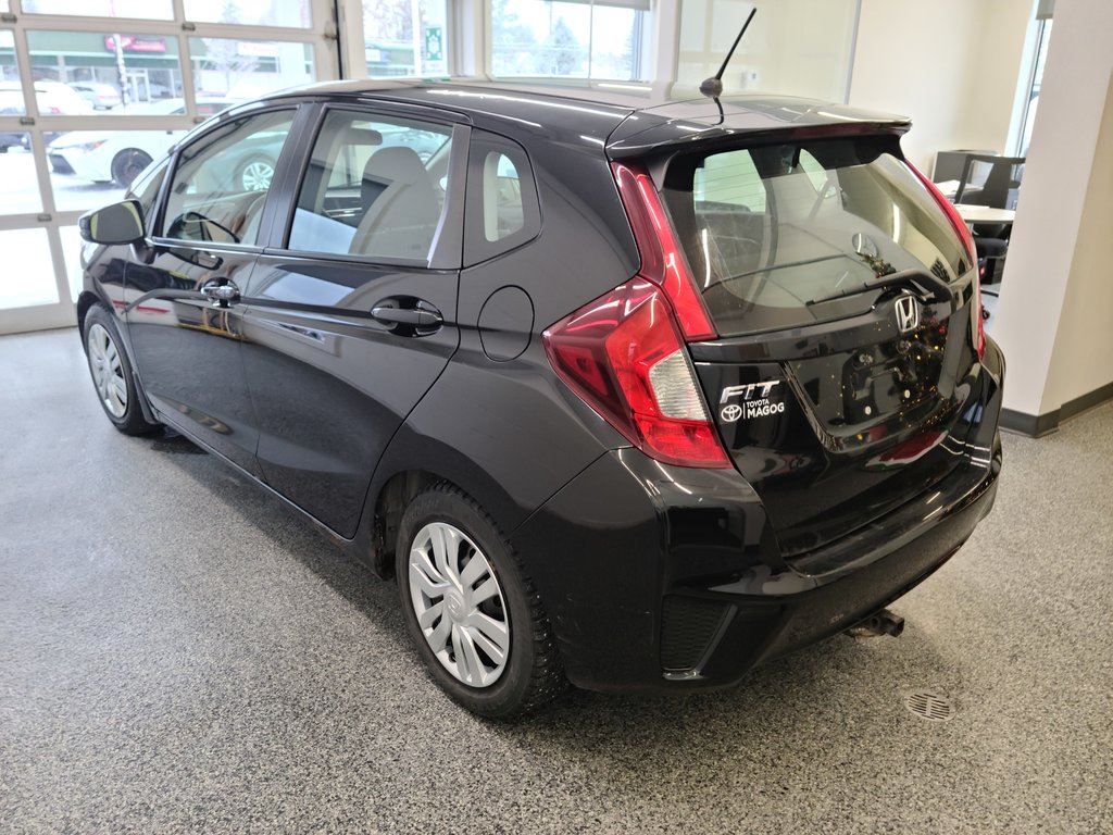 Honda Fit LX 2017 à Magog, Québec - 4 - w1024h768px