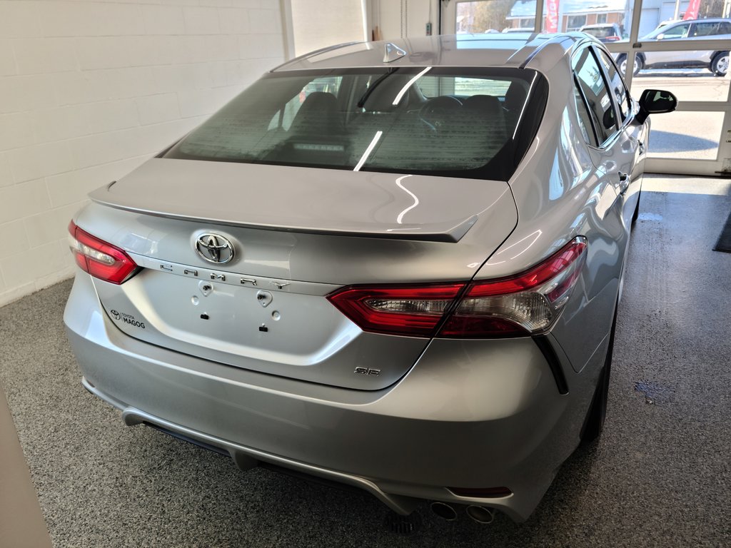 2018  Camry SE GROUPE AMELIORE, in Magog, Quebec - 3 - w1024h768px