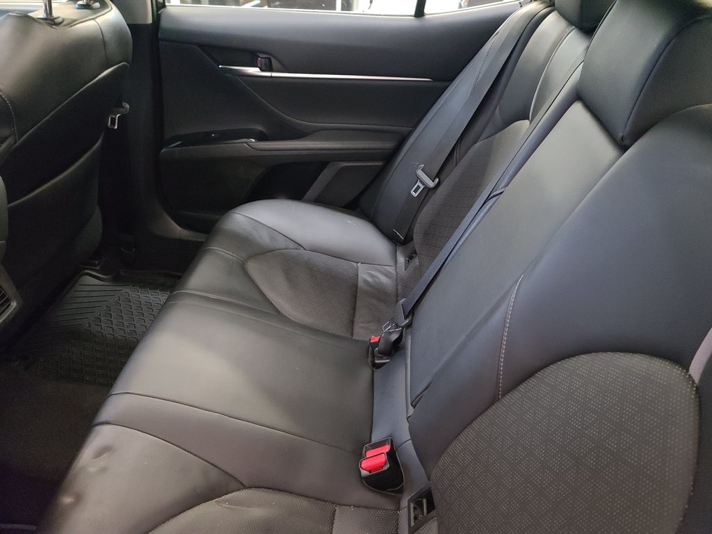 Toyota Camry XSE, CUIR, TOIT, 2018 à Magog, Québec - 12 - w1024h768px