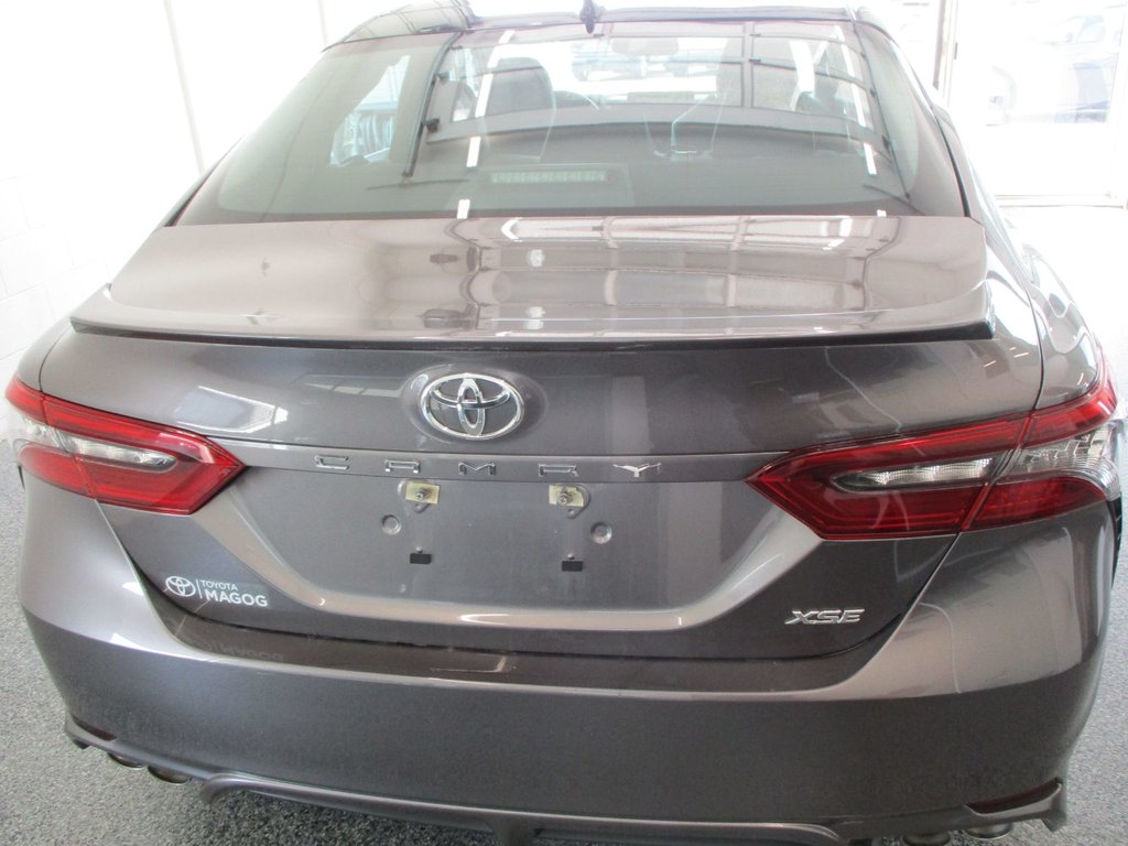 2022 Toyota Camry XSE in Magog, Quebec - 4 - w1024h768px