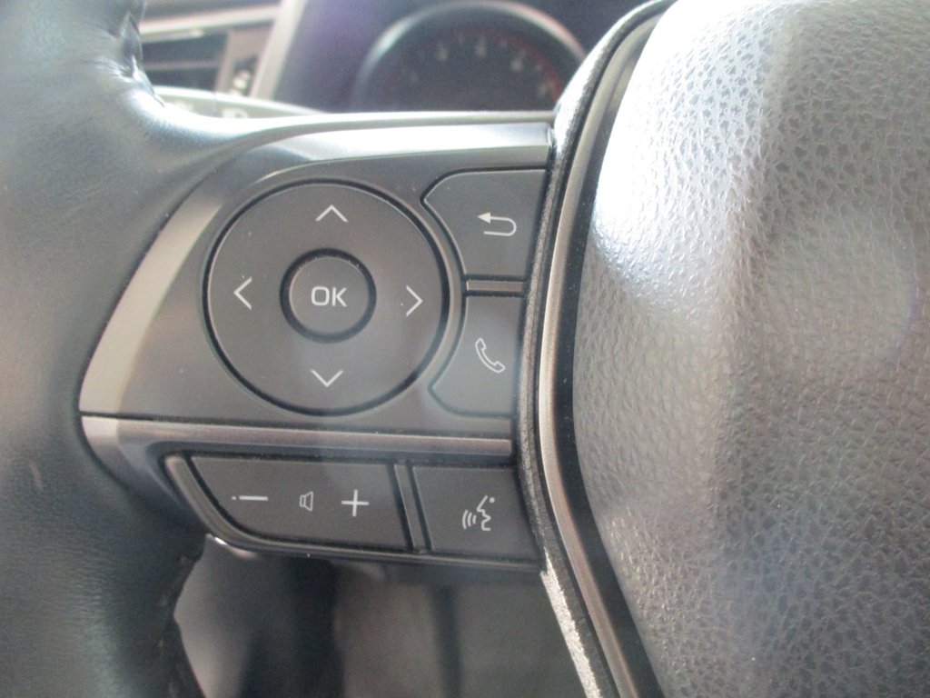 2022 Toyota Camry XSE in Magog, Quebec - 12 - w1024h768px