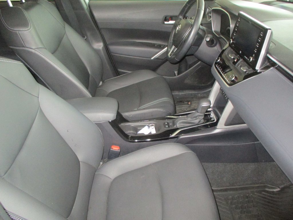 Toyota COROLLA CROSS XLE AWD, CUIR, TOIT, 2022 à Magog, Québec - 9 - w1024h768px