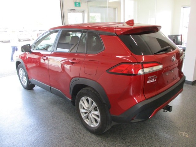 Toyota COROLLA CROSS LE 2022 à Magog, Québec - 5 - w1024h768px
