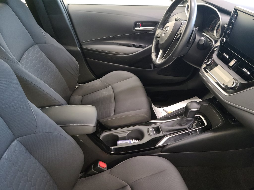 2019  Corolla Hatchback ******AUTOMATIQUE, A/C, in Magog, Quebec - 9 - w1024h768px