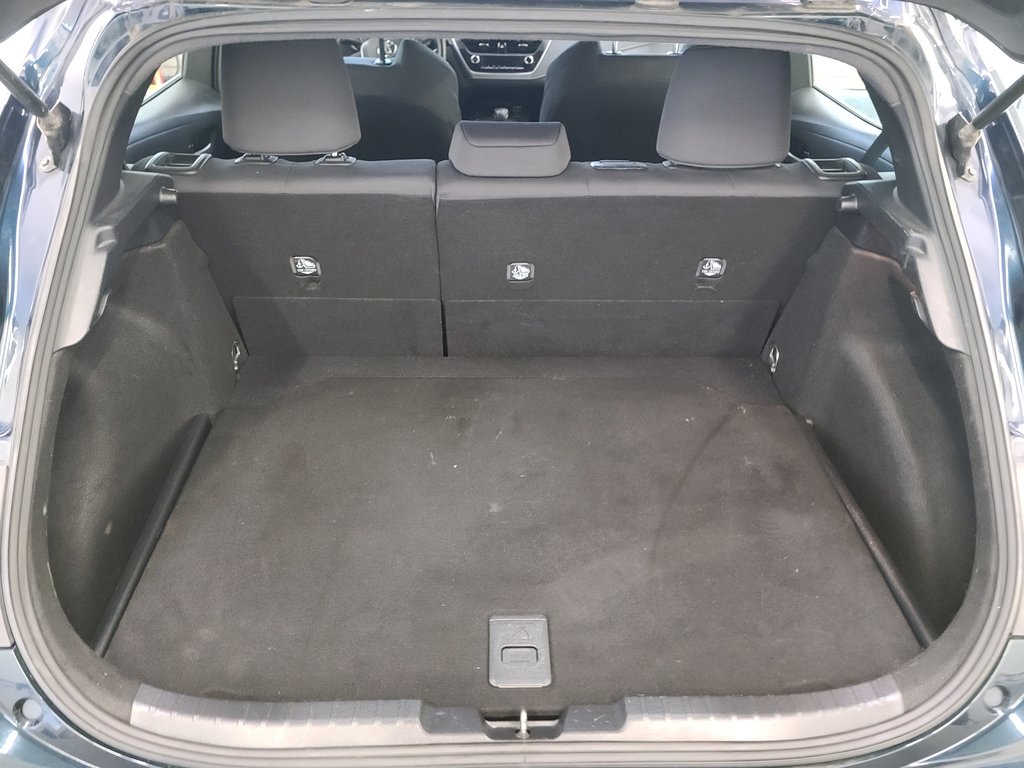 Corolla Hatchback AUTOMATIQUE, A/C, 2019 à Magog, Québec - 7 - w1024h768px