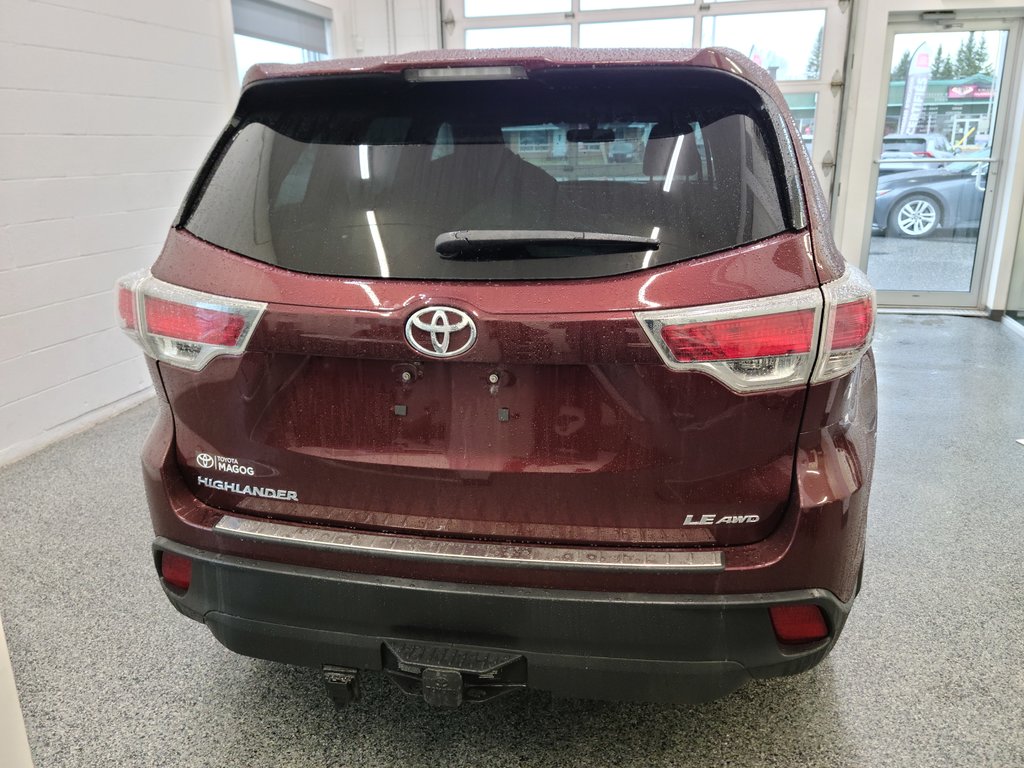 2014  Highlander LE AWD, in Magog, Quebec - 4 - w1024h768px