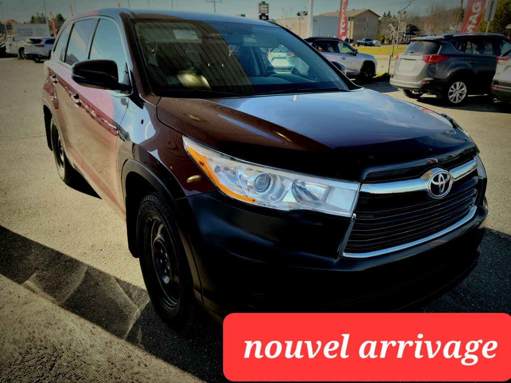 2014  Highlander LE AWD, in Magog, Quebec - 1 - w1024h768px