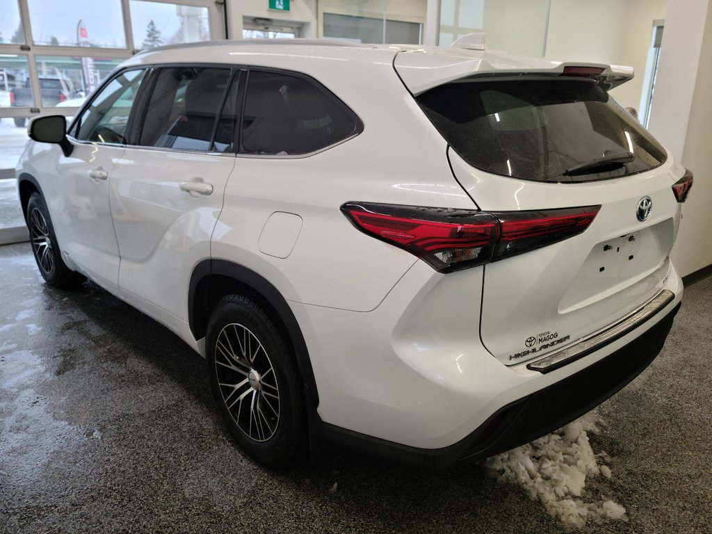 2022 Toyota Highlander Hybrid XLE AWD, in Magog, Quebec - 5 - w1024h768px