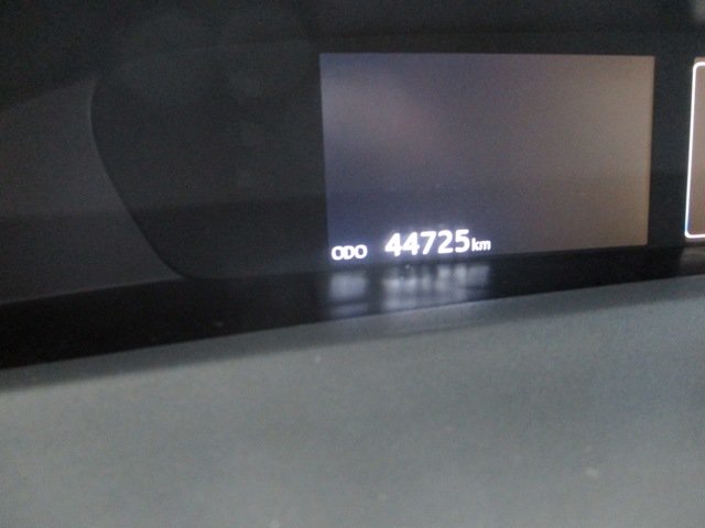 2021  PRIUS PRIME TECHNOLOGIE BRANCHABLE, A/C, in Magog, Quebec - 11 - w1024h768px