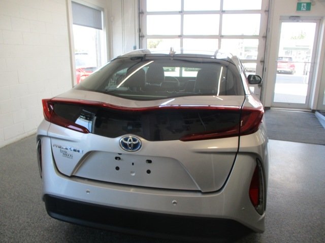 2021  PRIUS PRIME TECHNOLOGIE BRANCHABLE, A/C, in Magog, Quebec - 5 - w1024h768px