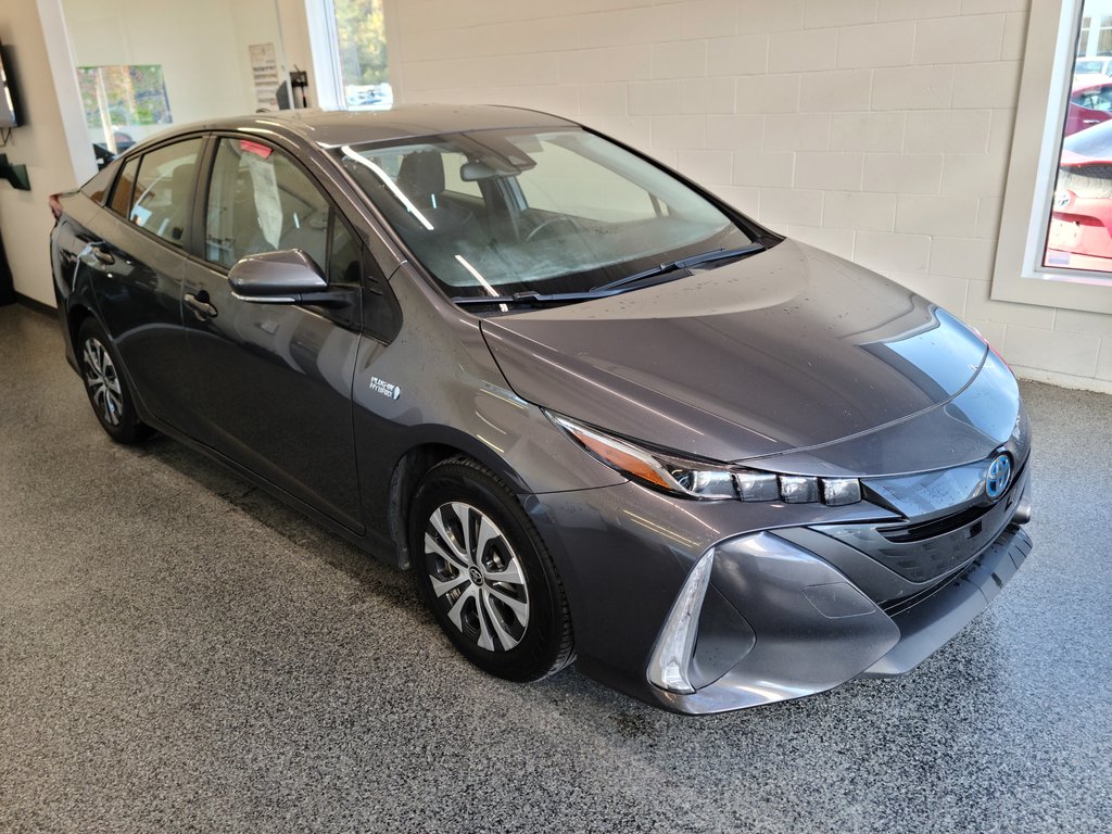 2021  PRIUS PRIME BRANCHABLE, A/C, in Magog, Quebec - 1 - w1024h768px