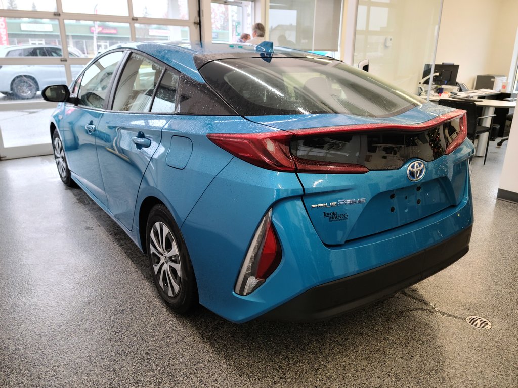 2021  PRIUS PRIME BRANCHABLE, A/C, in Magog, Quebec - 5 - w1024h768px