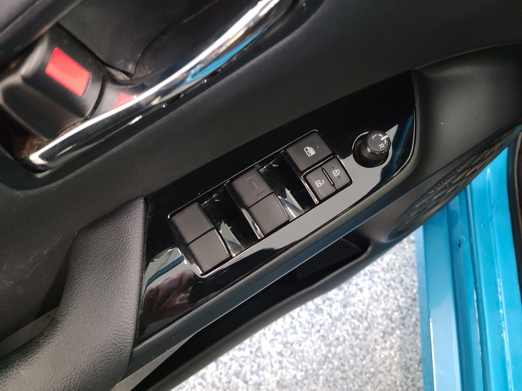 2021  PRIUS PRIME BRANCHABLE, A/C, in Magog, Quebec - 14 - w1024h768px