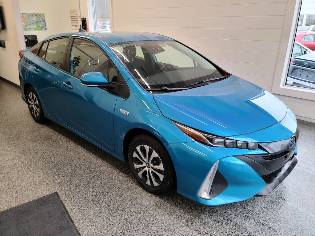 2021  PRIUS PRIME BRANCHABLE, A/C, in Magog, Quebec - 1 - w1024h768px