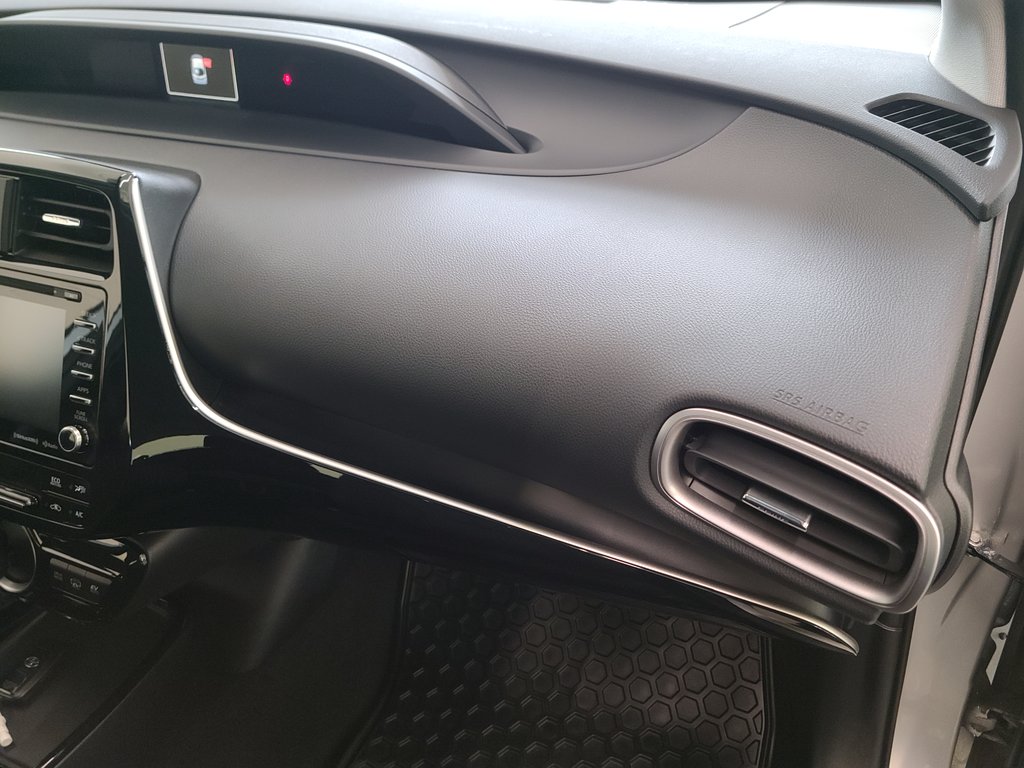 2022  PRIUS PRIME BRANCHABLE, A/C, in Magog, Quebec - 11 - w1024h768px