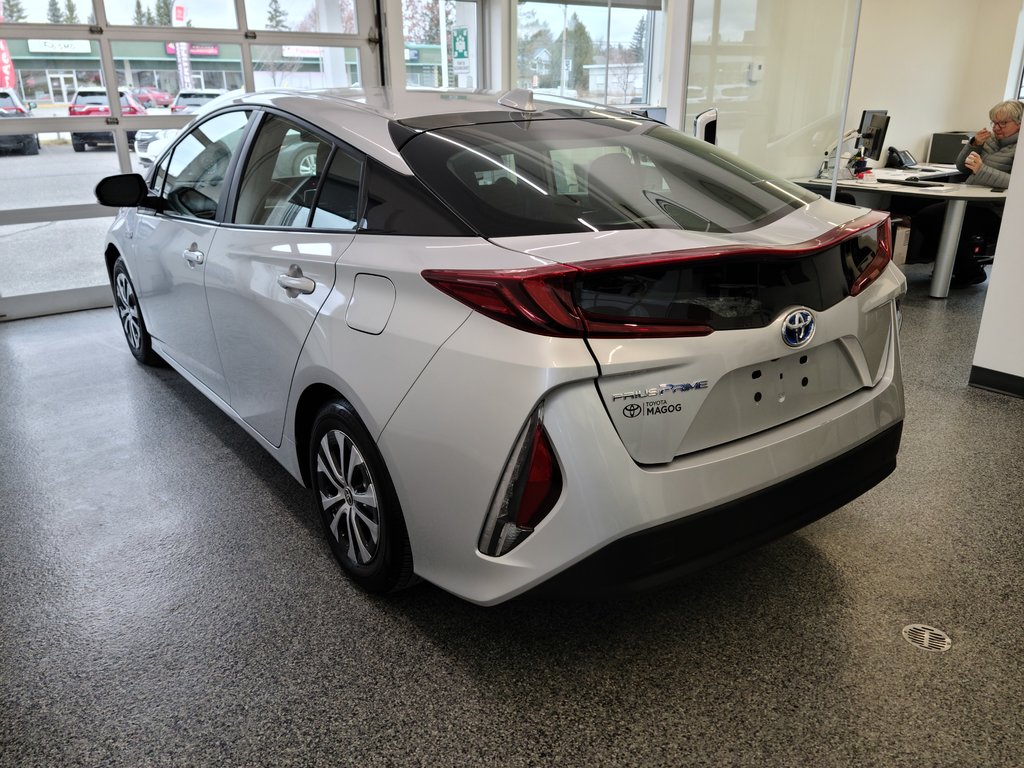 2022  PRIUS PRIME BRANCHABLE, A/C, in Magog, Quebec - 6 - w1024h768px