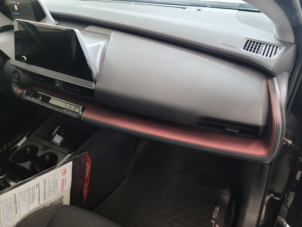 2023  PRIUS PRIME SE, BRANCHABLE, in Magog, Quebec - 10 - w1024h768px