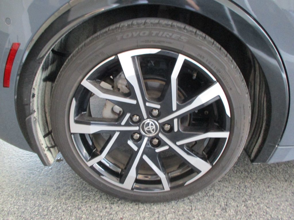 2023 Toyota PRIUS PRIME XSE TECH in Magog, Quebec - 19 - w1024h768px