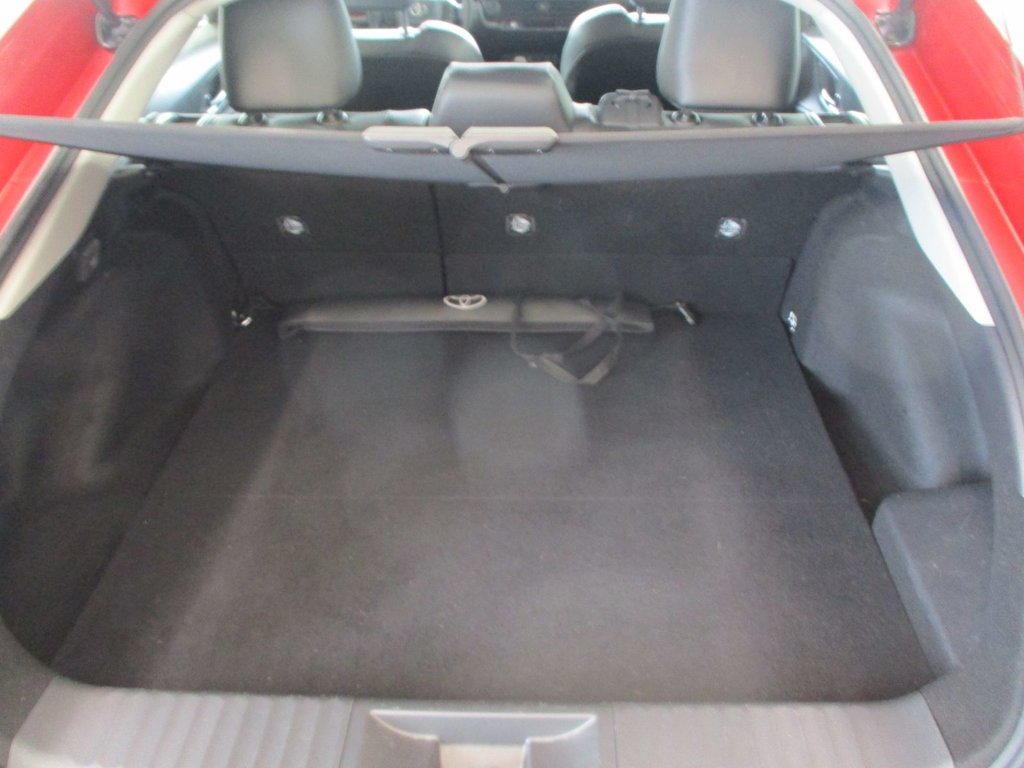 2024 Toyota PRIUS PRIME XSE, GARANTIE JUSQU EN 2028, in Magog, Quebec - 7 - w1024h768px