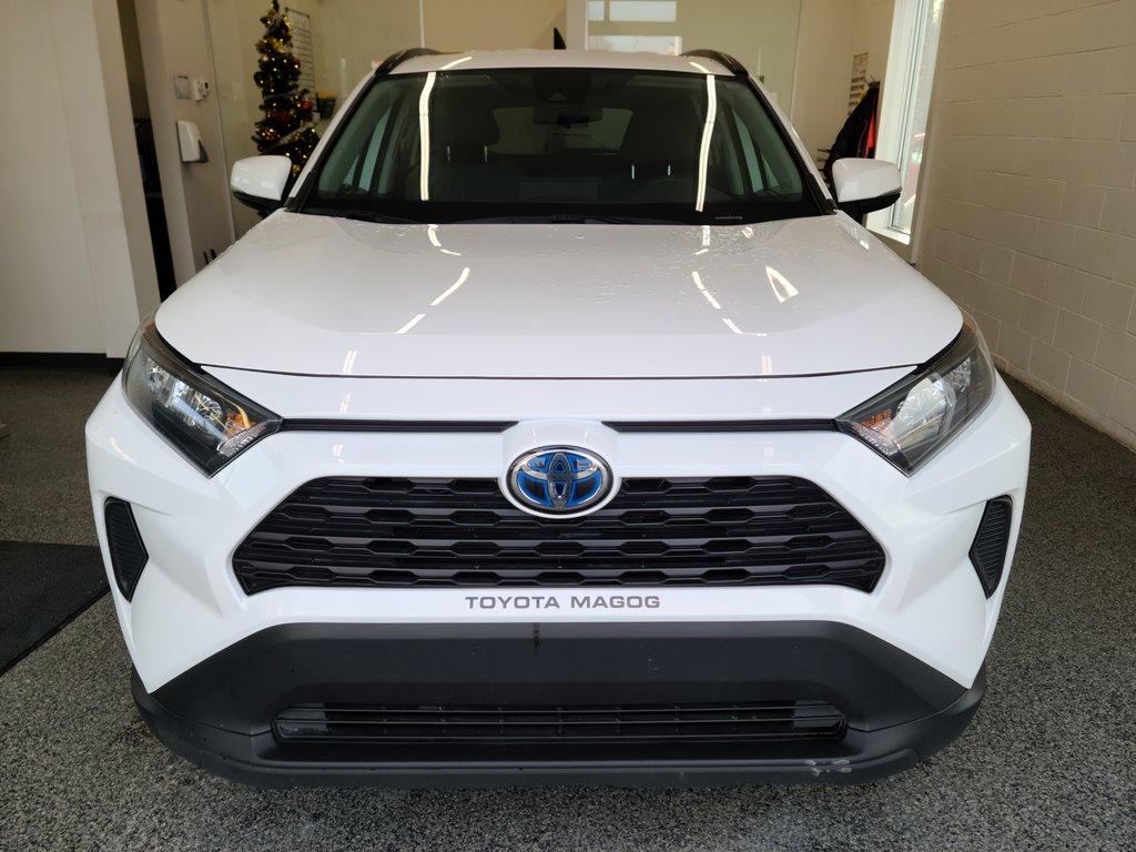 RAV4 Hybrid LE AWD 2022 à Magog, Québec - 6 - w1024h768px